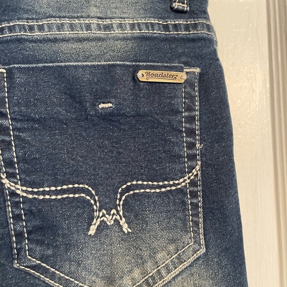 The roadster life skinny jeans - Picture 5 of 8